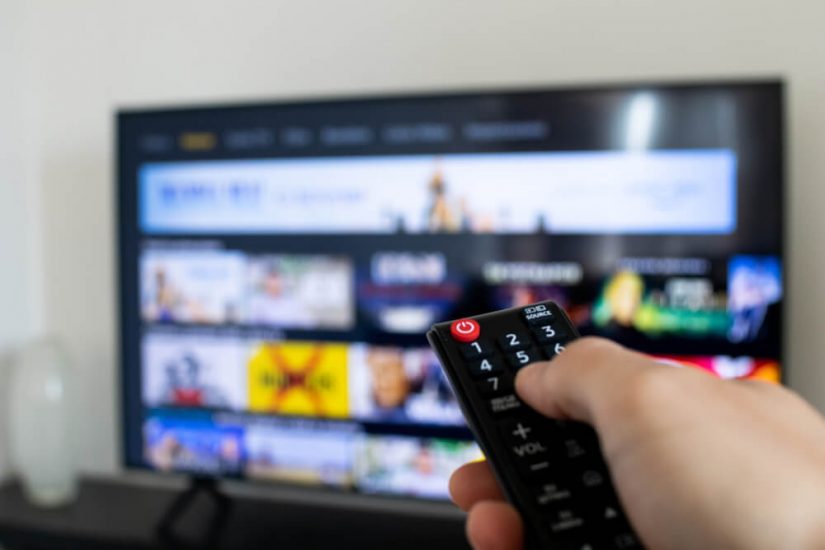 # PrivateVPN 如何提升你的 Firestick 流媒体体验  在当今数位时代，流媒体已成为许多人娱乐生活中不可或缺的一部分。对于使用 Amazon Firestick 的用户来说，选择一个合适的 VPN 服务能够显著改善你的串流体验。这里有几个 PrivateVPN 提升你 Firestick 使用体验的方式：  ## 1. 绕过地区限制  许多流媒体平台会对内容进行地区限制，导致你无法观看某些节目或电影。使用 PrivateVPN，你可以轻松更改虚拟位置，以此绕过这些地区限制，让你访问全球的流媒体库。  ## 2. 加强隐私和安全性  在互联网上进行串流时，保护你的隐私至关重要。PrivateVPN 提供了强大的加密技术，能保护你的真实 IP 地址，避免你的在线活动被监视或跟踪，让你可以放心地享受喜爱的节目。  ## 3. 提升网速和连接稳定性  有时候，网路提供商（ISP）会限速流媒体的速度，影响观看体验。PrivateVPN 可以帮助你避免这些限制，并提高稳定性，让你流畅地观看 HD 影片而不会出现缓冲。  ## 4. 无广告的流媒体体验  某些流媒体平台通常会对使用未经授权的装置或 VPN 的用户展示广告。使用 PrivateVPN，你可以减少这种情况，从而享受更干净、无广告的串流体验。  ## 5. 易于设置和使用  PrivateVPN 的安装和设置非常简单，即使对于技术不太熟悉的用户也能轻松操作。只需几个步骤，就能在 Firestick 上开始使用，享受更佳的串流体验。  ## 结论  无论你是电影爱好者，还是追剧狂人，PrivateVPN 都能帮助你充分发挥 Firestick 的潜力。在保护你的隐私之余，还能提升流媒体的可访问性和速度，让你享受最佳的观看体验。